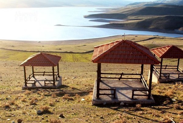 کمپ گردشگری که توسط زندانیان اداره می شود