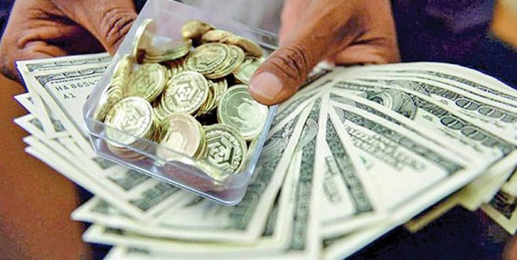 دلار اندکی کاهش و سکه تقویت شد