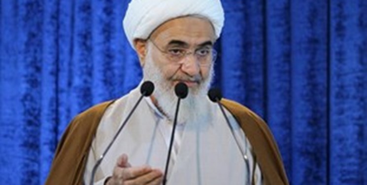 مدیران نالایق سفارشی کنار گذاشته شوند