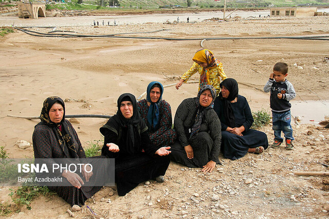 حضور۱۲۸۰ کودک در مهدهای کودک مناطق سیل‌زده لرستان