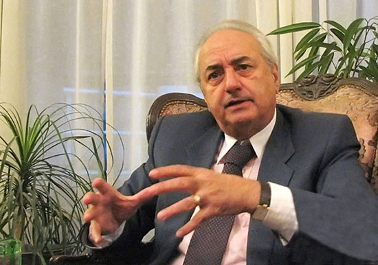 وادار کردن شرکتهای اروپایی به تجارت با ایران ممکن نیست