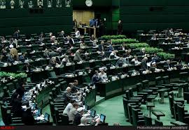 هیچ ارادهای برای حل مشکل معلمان حق التدریس و بازنشسته وجود ندارد