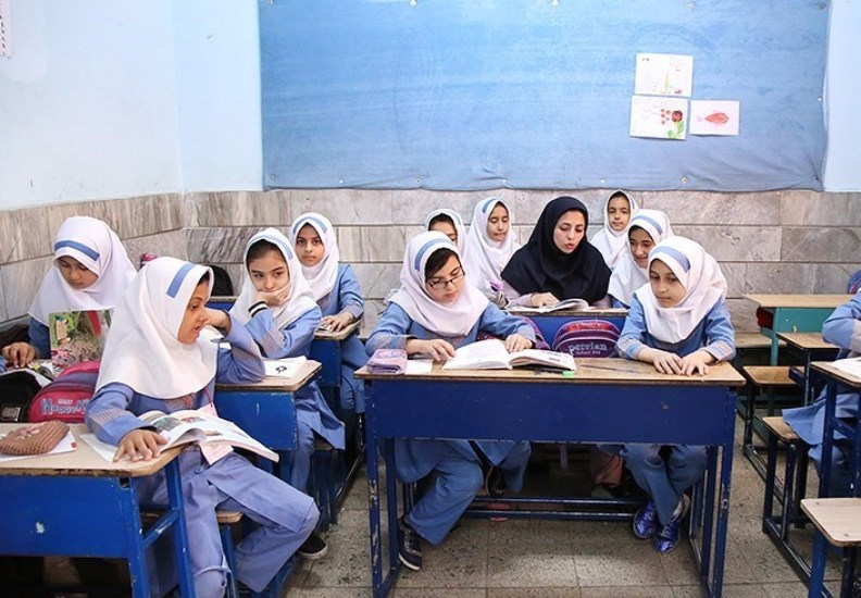نظام آموزشی با سیستم نوین دنیا فاصله دارد