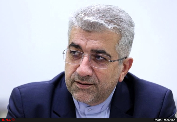 محجوب از توضیحات وزیر نیرو درباره اپراتورهای برق قانع شد