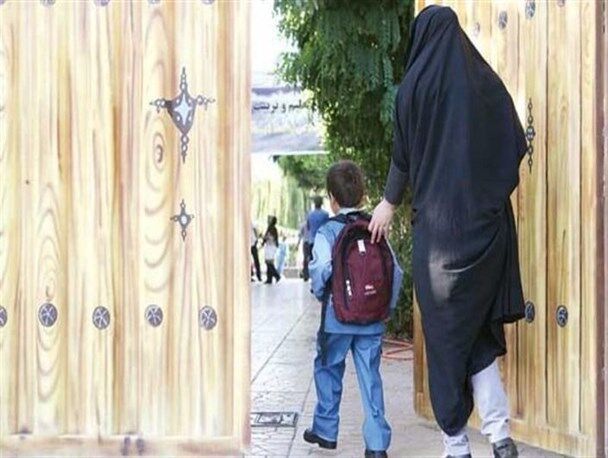 دریافت وجه هنگام ثبت نام دانش آموزان ممنوع است