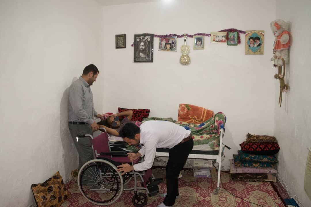 زمانی برای تبدیل درب بطری به ویلچر
