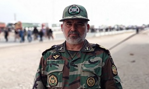 نیروی زمینی ارتش همچنان در کنار مردم سیل‌زده غرب کشور است