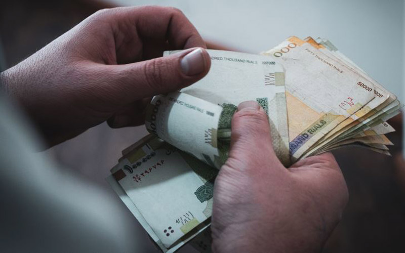 لیست حقوق‌ها منتشر می‌شود