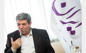 آموزش و پرورش گران اداره می شود