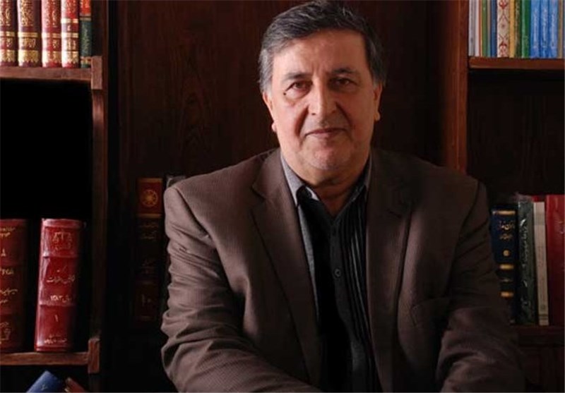 زن و مردی که شبانه ۷۰۰ خودرو ثبت نام کردند!