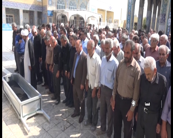تشییع پیکر مادر دو شهید در فسا