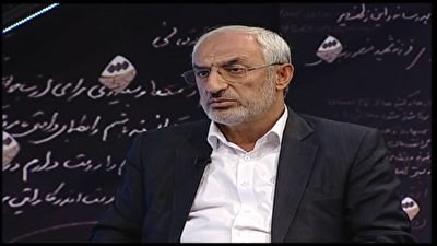 کمیته سه نفره بررسی مدرک دکترای یک عضو دولت