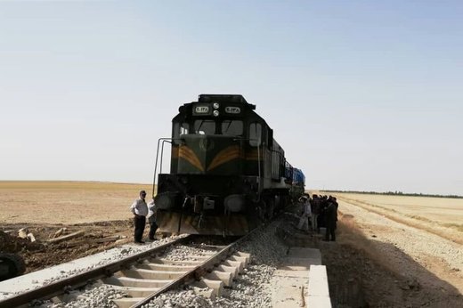سارقان کشتند یا به دره افتاد؟