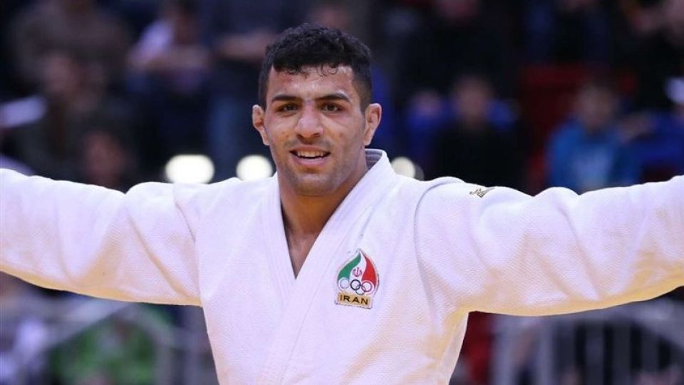 در المپیک با پرچم IOC مبارزه میکنم