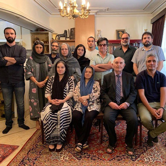 دیدارهنرمندان با خانواده‌ی نوشین جعفری