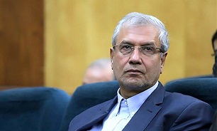 بولتون رفت و ما هنوز ایستاده‌ایم
