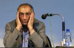 زیباکلام از قانون اساسی انتقاد کرد