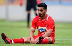کاپیتان پرسپولیس به تیم رقیب میرود؟!
