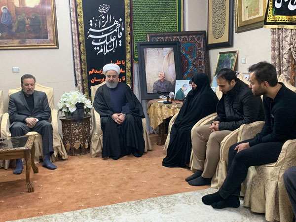 حضور روحانی در منزل سردار شهید سلیمانی