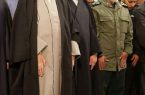 جمله‌ای که رهبری را حین نماز به گریه انداخت