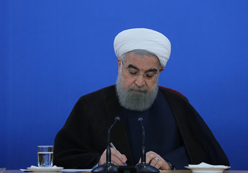 پیام روحانی در پی حادثه مرگبار اتوبوس شمال