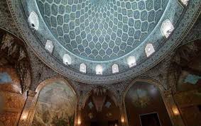 کاخی که درش به روی خبرنگاران باز شد
