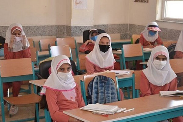 والدین چگونه به بچه ها در انجام تکالیف درسی کمک کنند