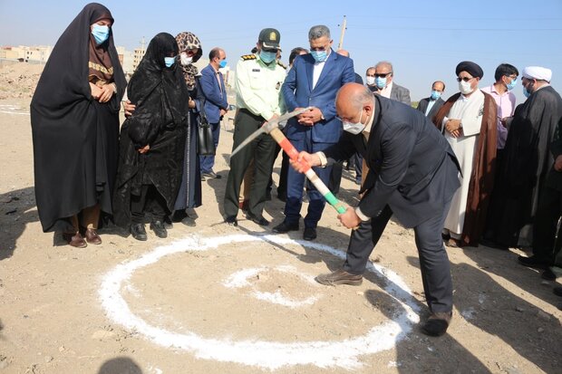 ۲ واحد آموزشی خیرساز در ساوه کلنگ زنی شد