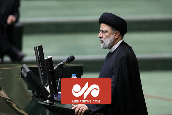 آقای «فیاضی» نسبت به مشکلات وزارت آموزش و پرورش شناخت
دارد