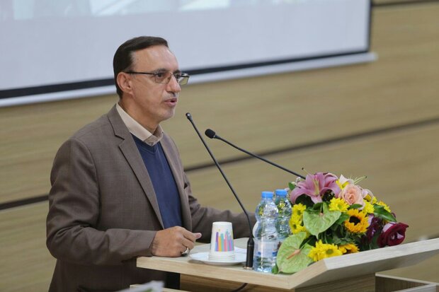 نگرانی از نحوه اجرای برنامههای وزیر پیشنهادی آموزش و
پرورش