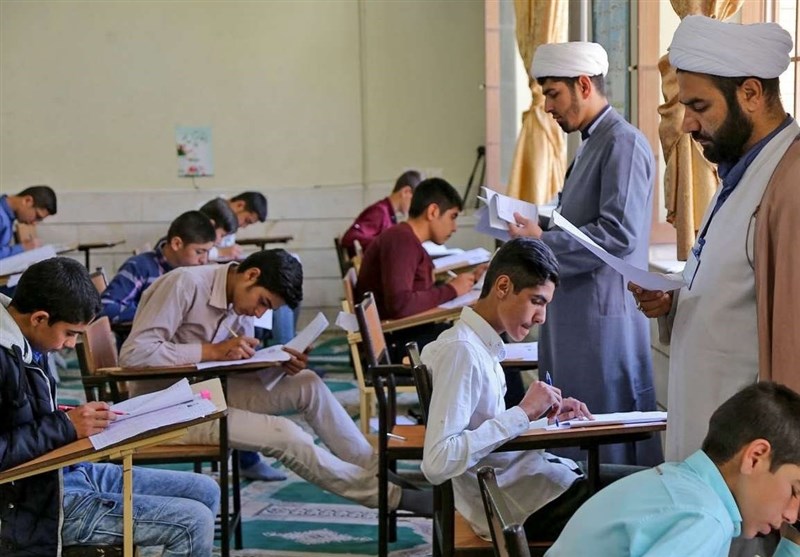 زمینه حضور طلاب جوان و آموزشدیده در مدارس فراهم میشود