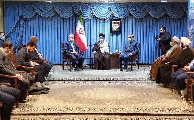 دانش آموزان در تربیت نسل آینده ساز و همسالان خود تأثیرگذار
هستند