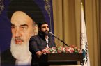 هدف آموزش و پرورش تربیت انسان هم تراز مکتب اسلام و انقلاب
است