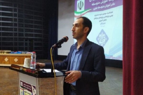 تربیت نیروی انسانی از مهم ترین عوامل تحقق گام دوم انقلاب
است