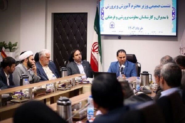 ایجاد مثلث مدرسه، مسجد و خانواده از مأموریت‌های معاونت
پرورشی است