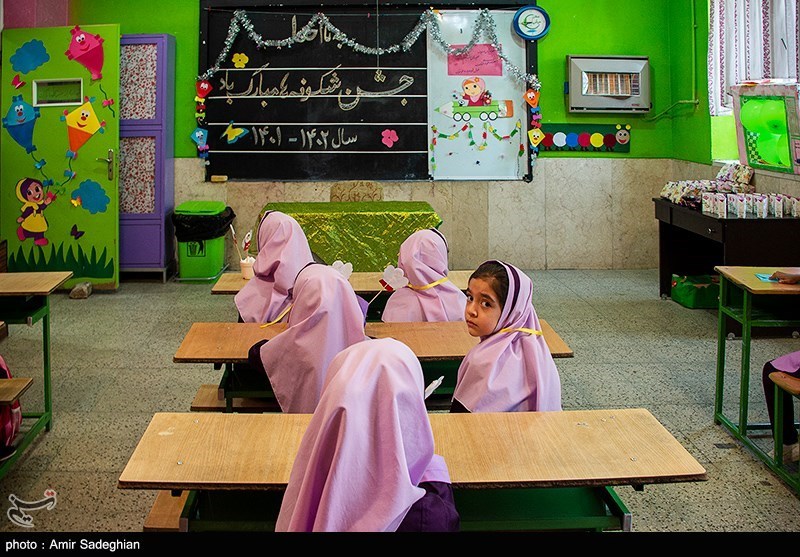 استخدام ۱۱۰۰۰ معلم جدید در مرحله تکمیل ظرفیت