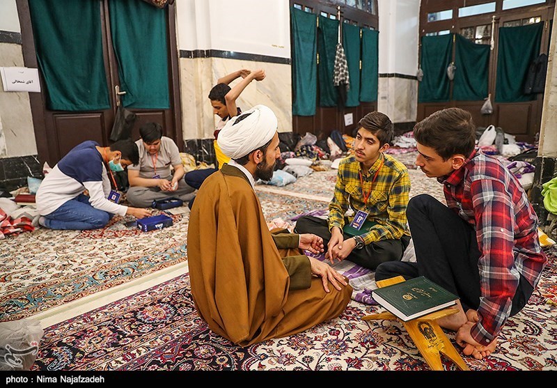 غیبت دانش‌آموزان برای شرکت در “اعتکاف” موجه است