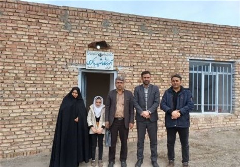 برای چشمان منتظر “ساحل”؛ معلمی با یک دانش‌آموز