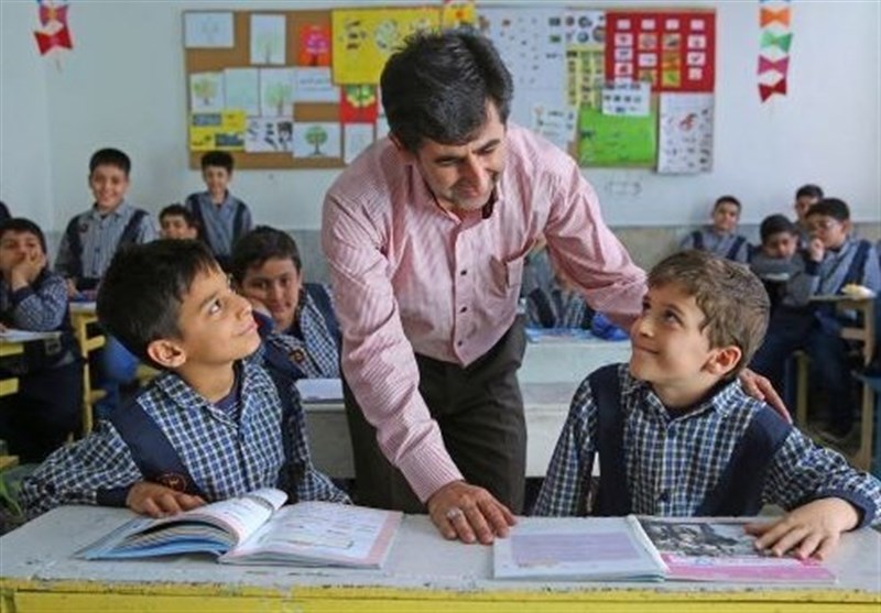 تأثیر شگرف روابط معلم و دانش‌آموز بر پیشرفت تحصیلی