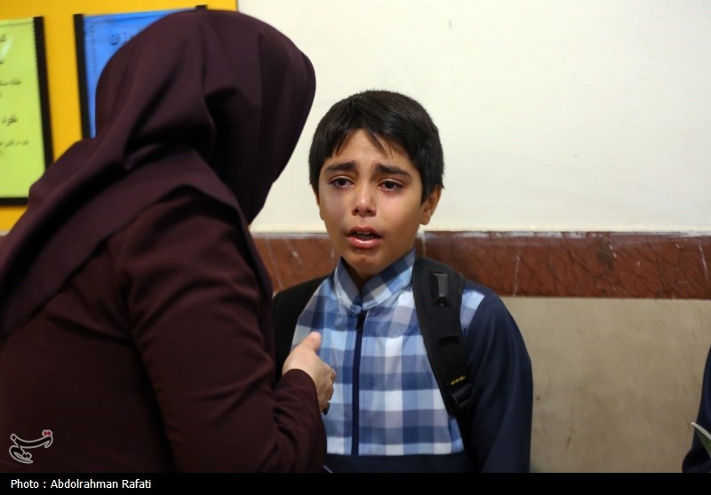 هیجانات نوجوانی زیر ذرهبین؛ مدارس چگونه واکنش نشان دهند؟