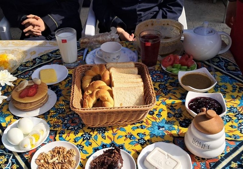 هنرستانی برای زندگی؛ از شیرینیپزی تا بازار کار