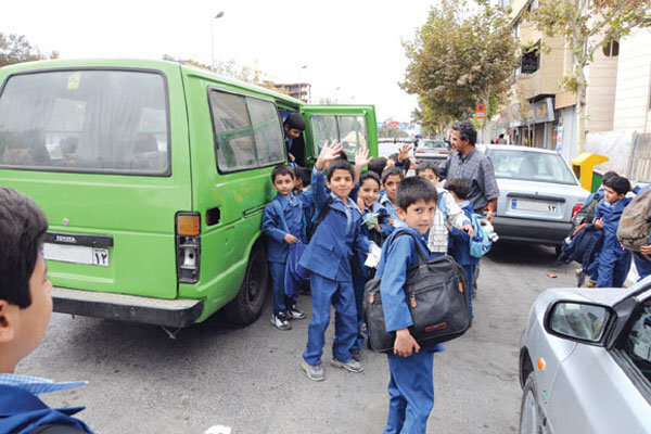 امکان ثبتنام در سرویس مدرسه دانشآموزان تا اول تیر