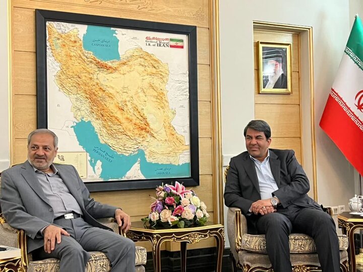 وزیر آموزش و پرورش وارد شهرستان جیرفت شد