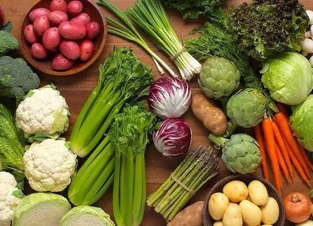 سبزیجات را اشتباه نشویید و نخورید/ مواد مغذی با این ۵ اشتباه از بین میروند