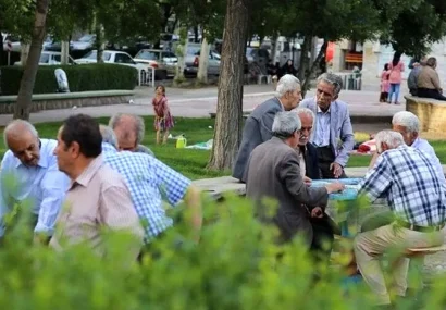 مزایای جانبی بازنشستگان متناسب با تورم افزایش یابد