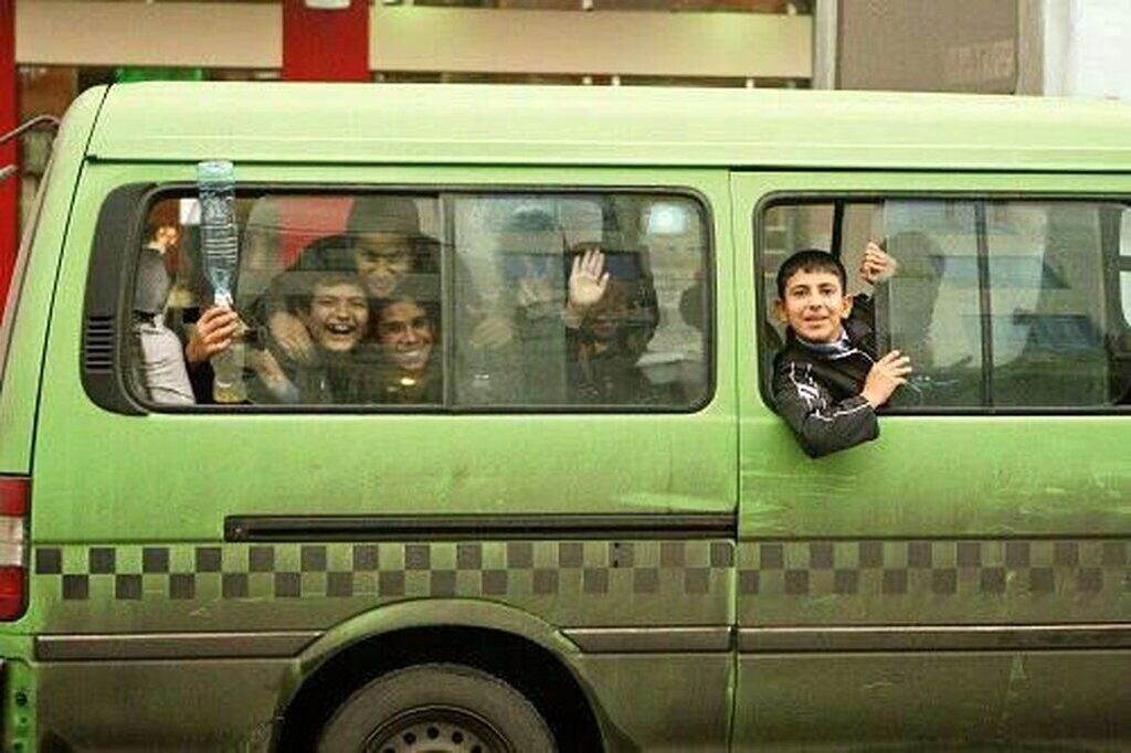 مدارس حق دخالت در سرویس دانش‌آموزی ندارند