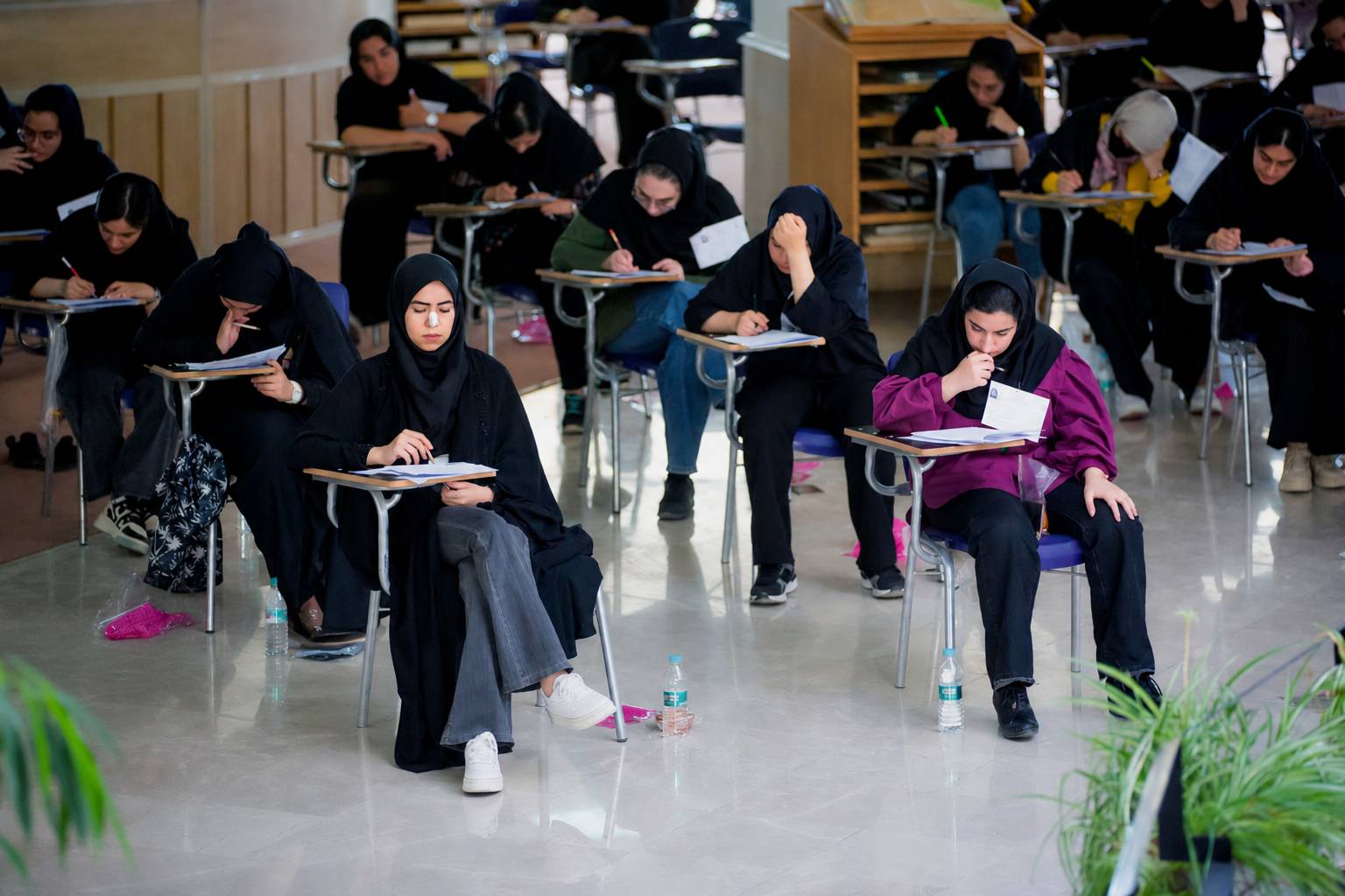 مخالفت وزیر با تعویق سراسری امتحانات