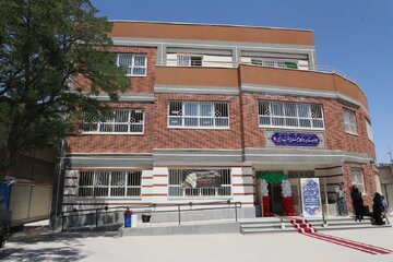 مدارس تهران میزبان ۲۰۰ هزار زائر رهبر شهید شدند