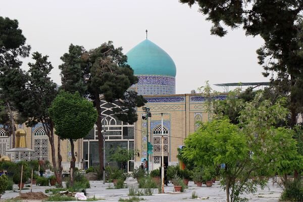 بقاع متبرکه به کانون فرهنگی تبدیل می‌شوند